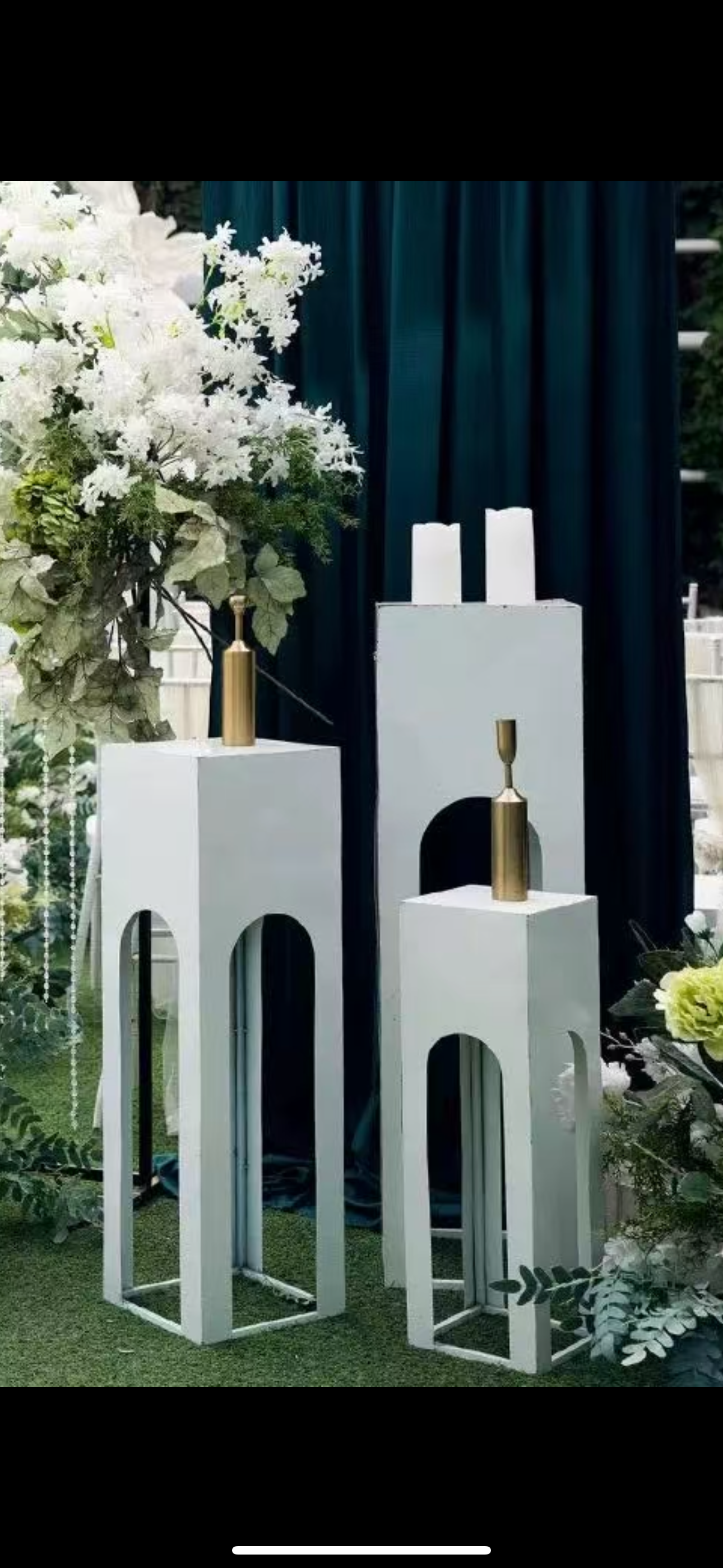 Square Rounded Iron Stand