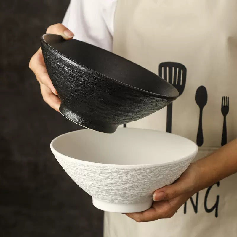 Black Ribbed Bowl 7”