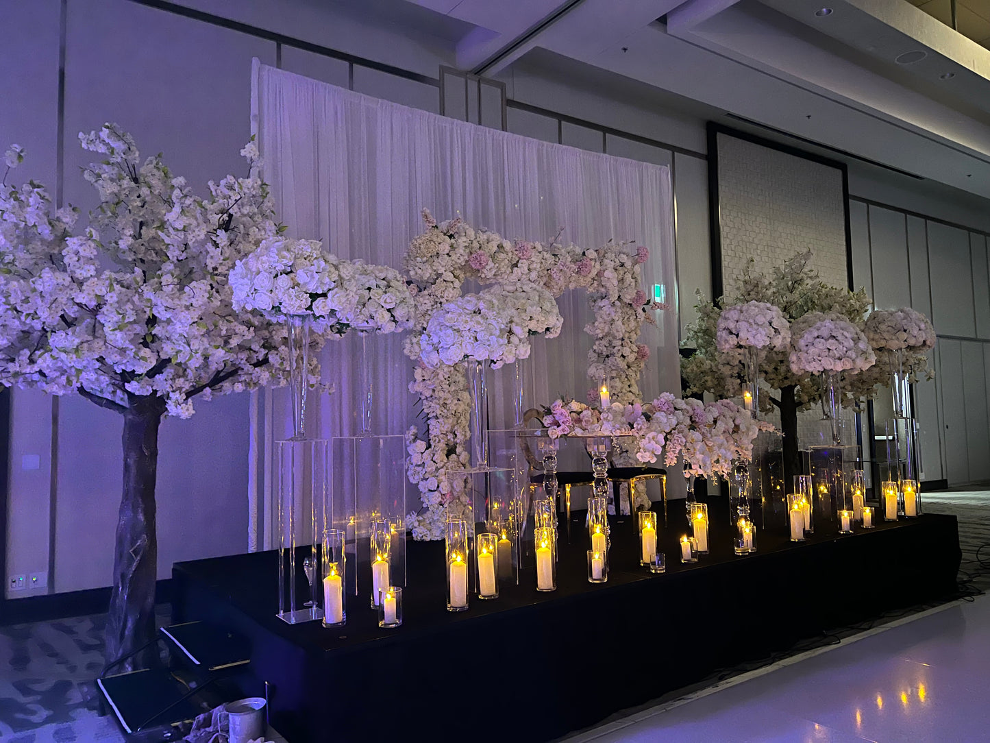 Acrylic Square Stand