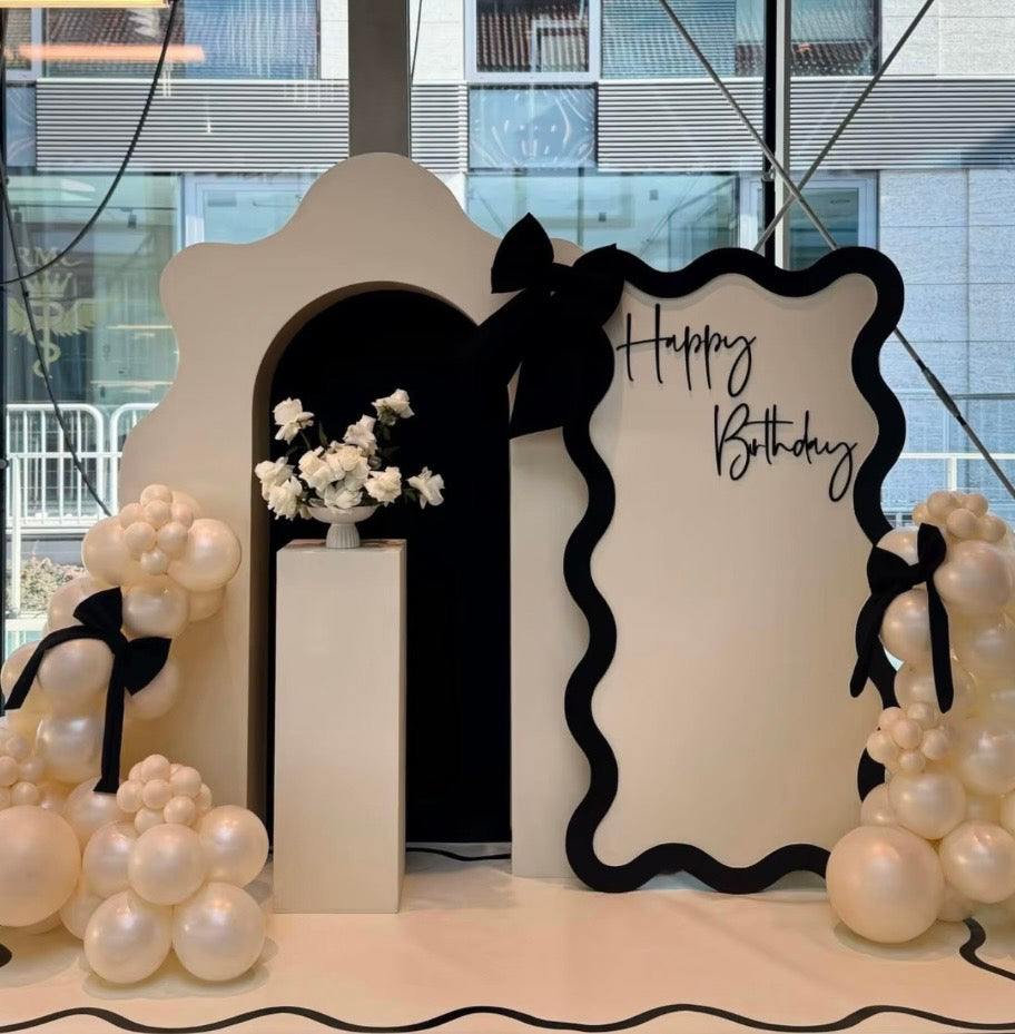Wavy Frame Sign Backdrop
